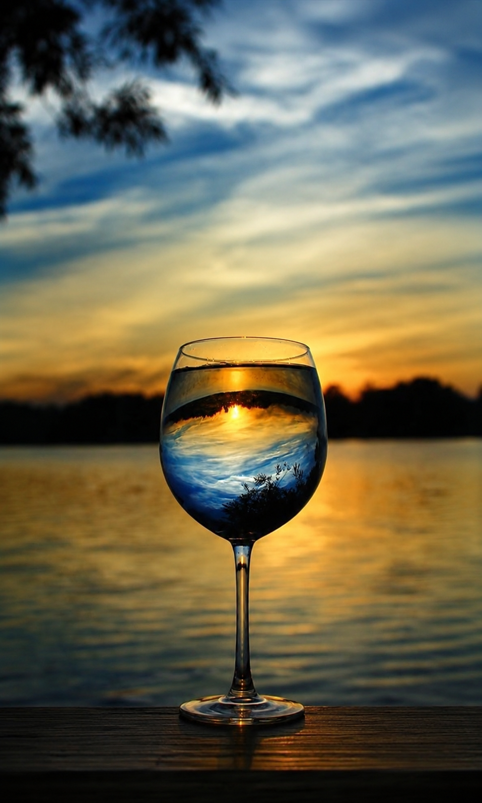 Rachel's white wine at sunset signature image
